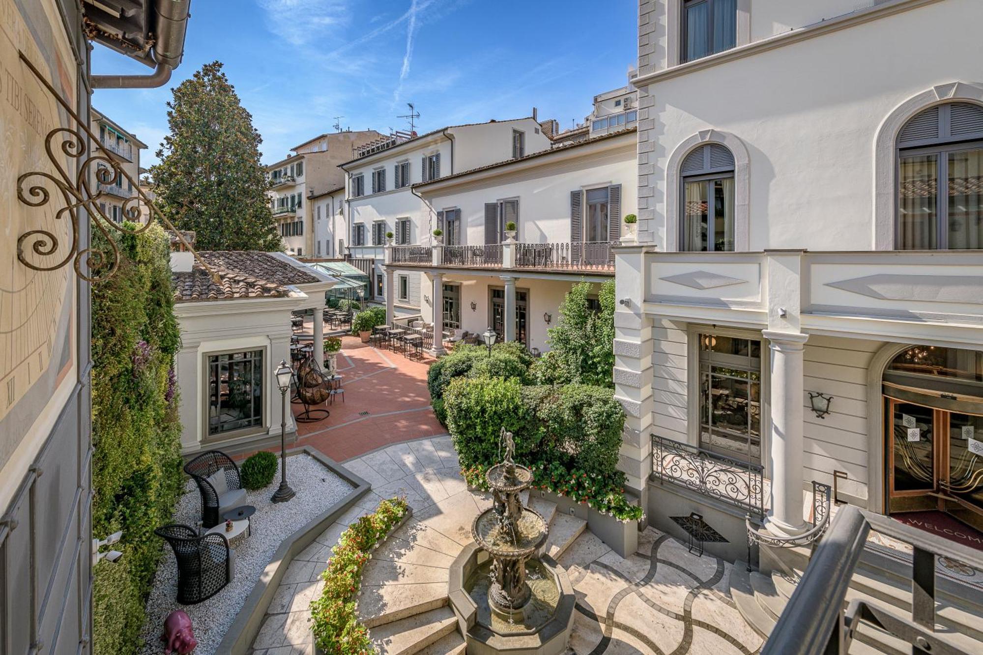 Palazzo Montebello Florence Exterior photo